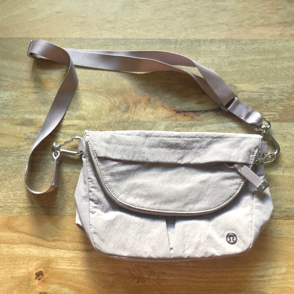 Lululemon All Night Festival Bag